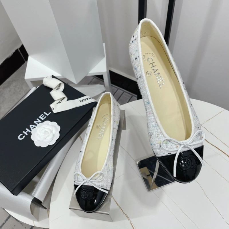 Fashionable Chxnxl Flat Shoes 124672