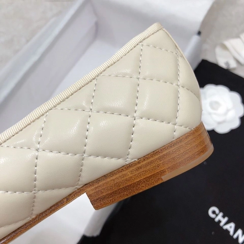 Classic Chxnxl Flat Shoes 124667