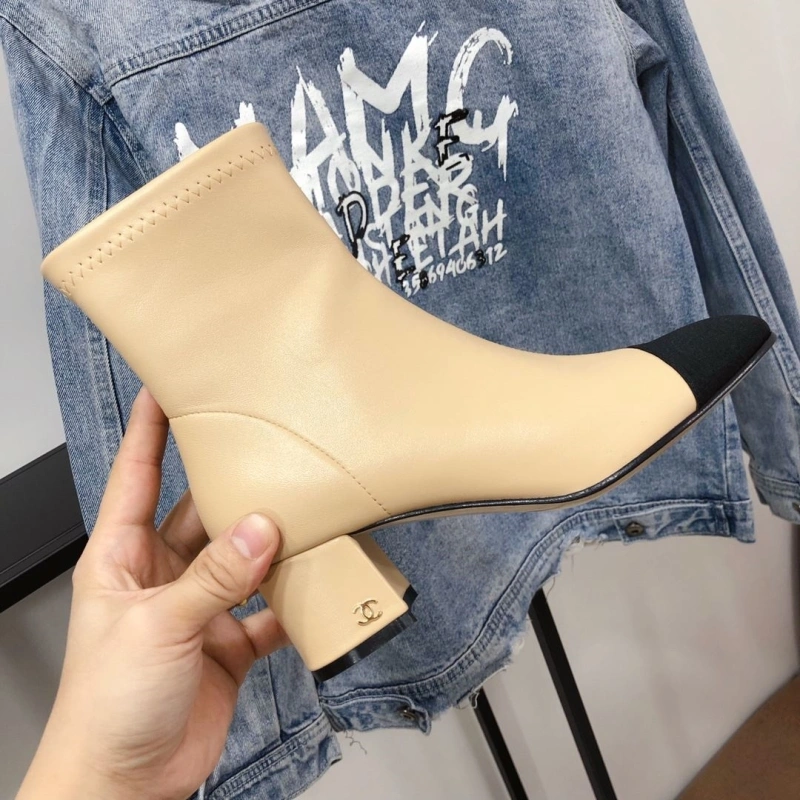 Practical Chxnxl Boots 125210