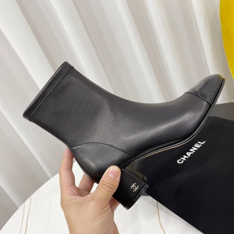 WellDesigned Chxnxl Boots 125211