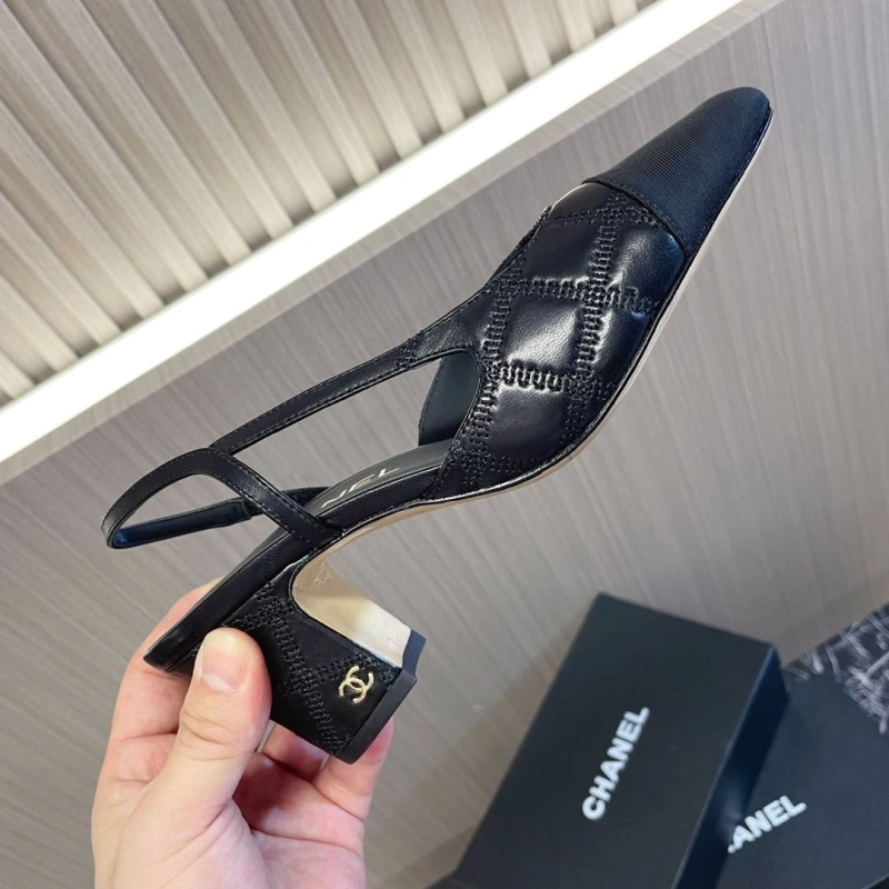 Chxnxl Sandals Refined 124318
