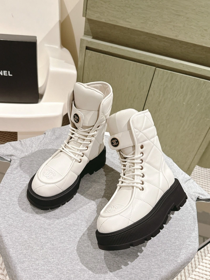 Trendsetting Chxnxl Boots 125204