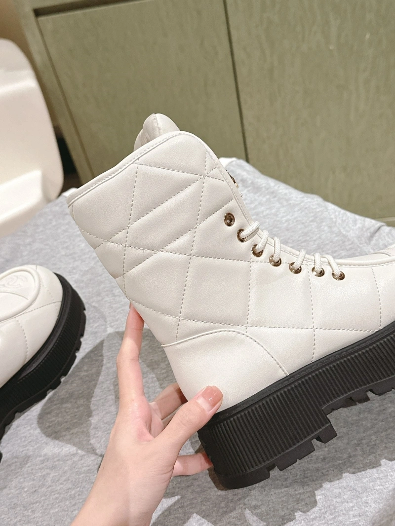 Trendsetting Chxnxl Boots 125204
