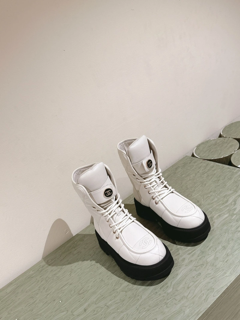 Trendsetting Chxnxl Boots 125204