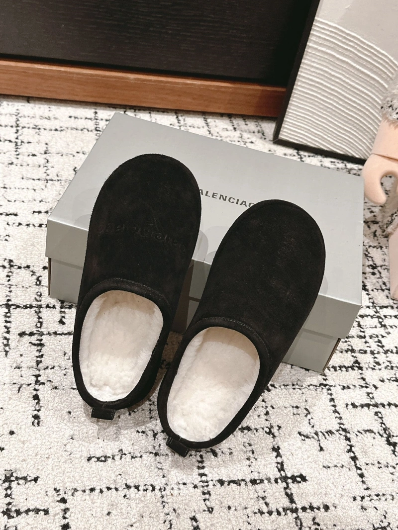 EasyMatch Bxlxnciaga Slippers 109583