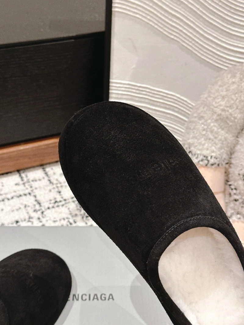 EasyMatch Bxlxnciaga Slippers 109583