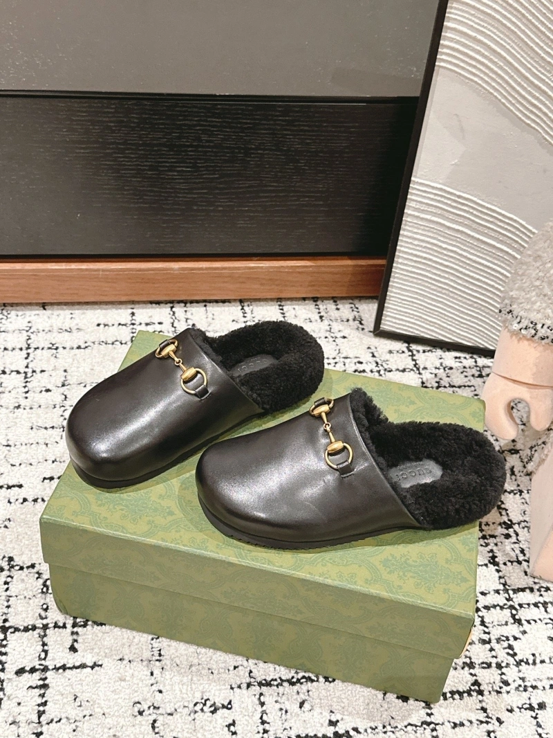 Minimalist Gxccx Slippers 158733