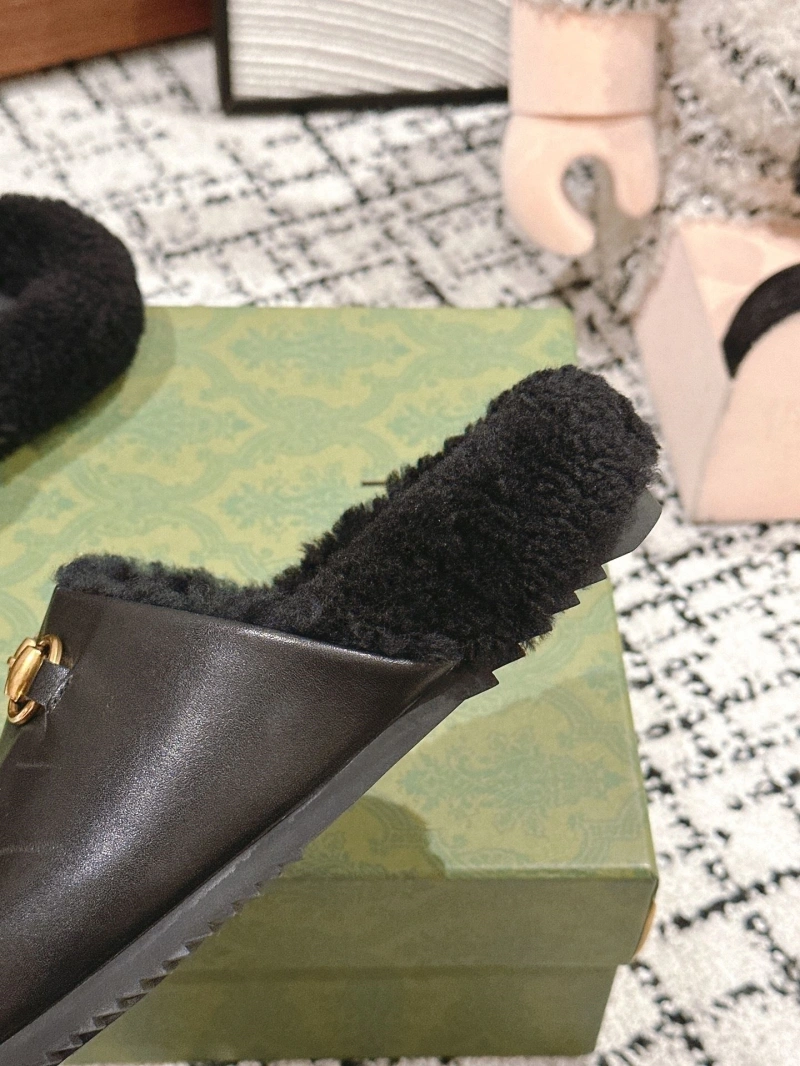 Minimalist Gxccx Slippers 158733