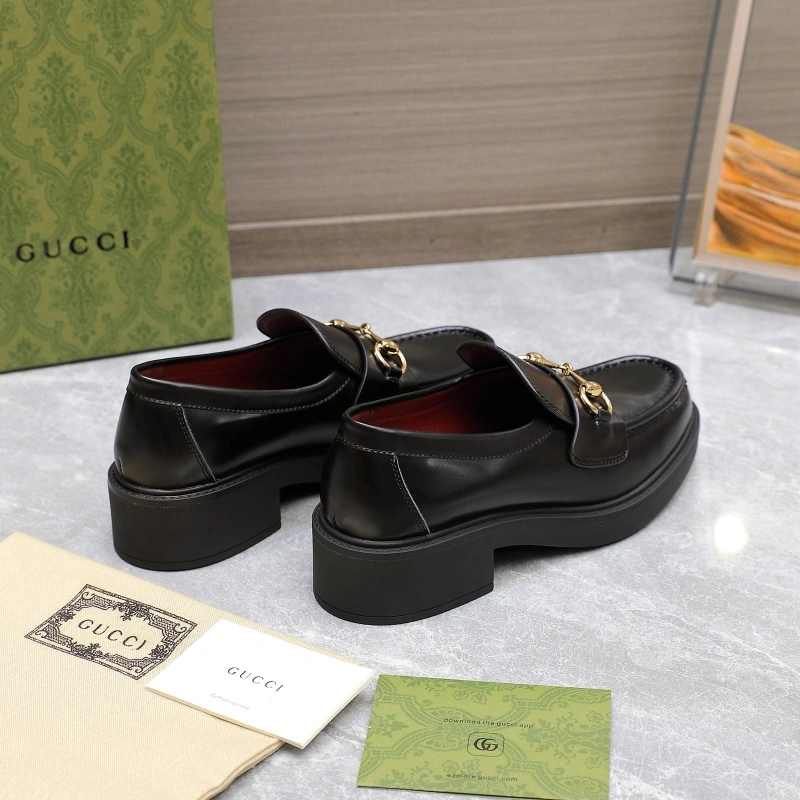 Gxccx Leather Shoes Compact 158876