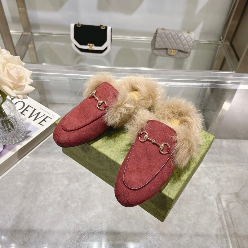 Vibrant Gxccx Slippers 158736