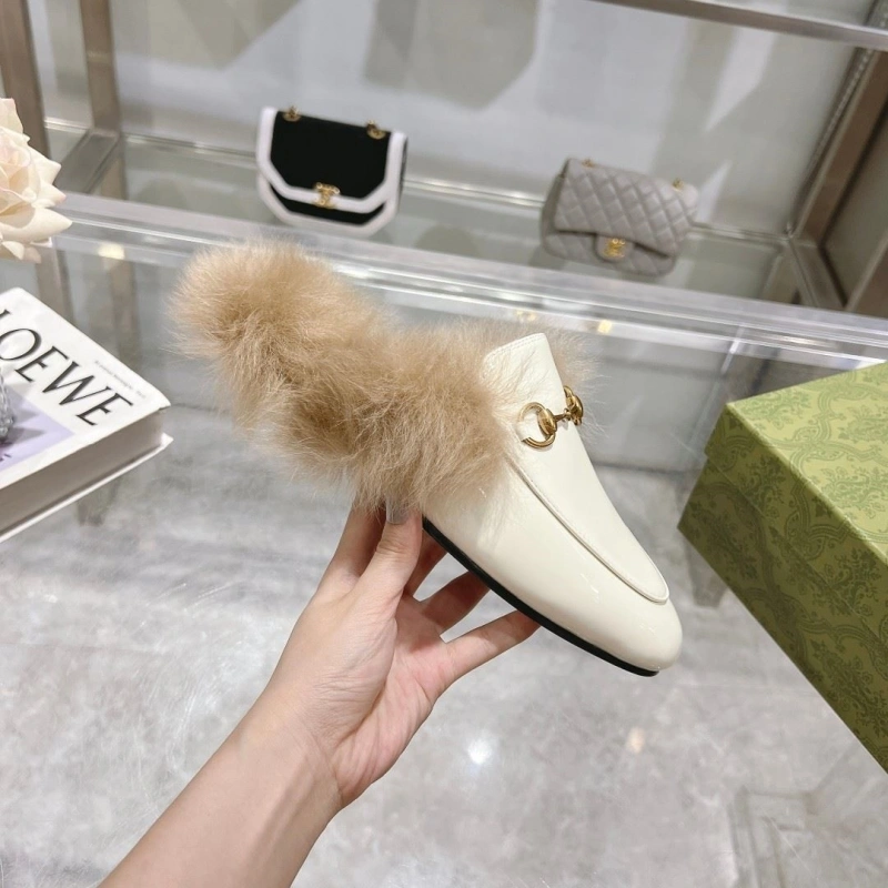 Gxccx Slippers Bright 158730
