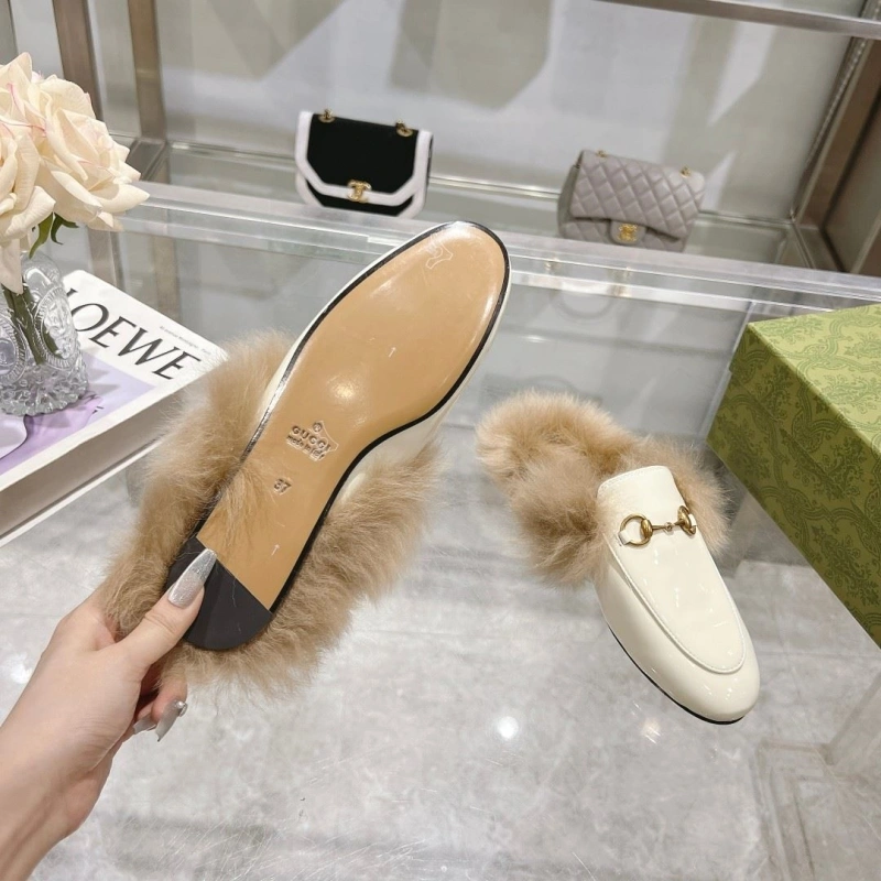 Gxccx Slippers Bright 158730