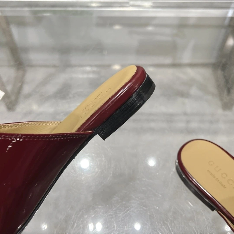 Stylish Gxccx Slippers 158726