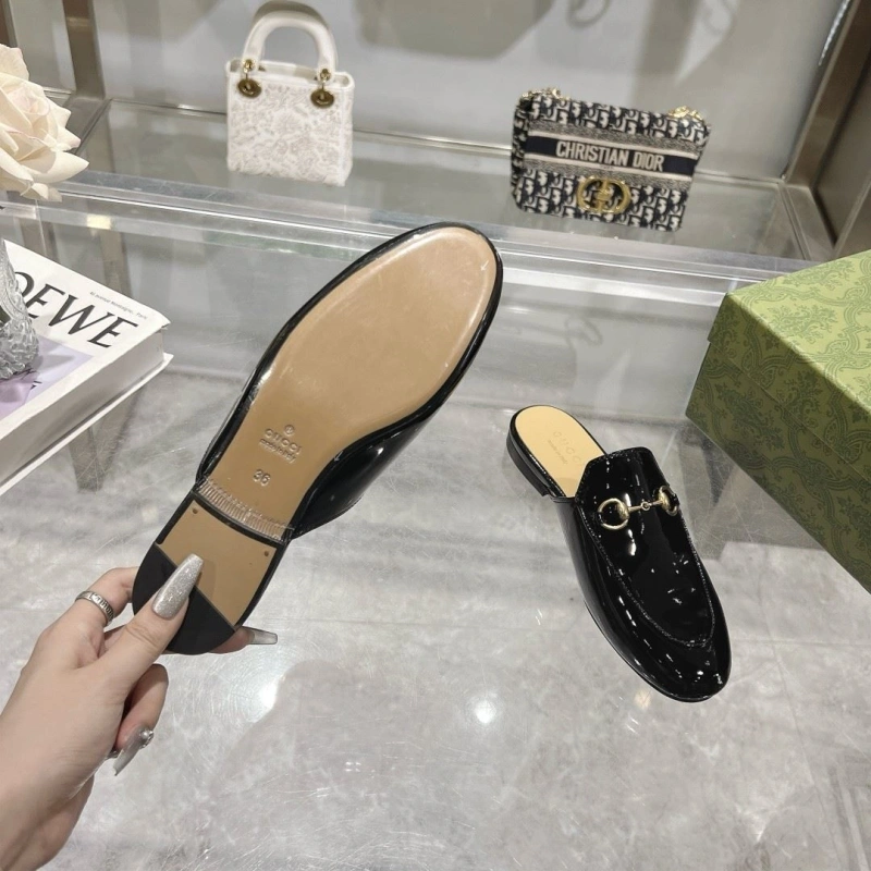 Gxccx Slippers Flexible 158724