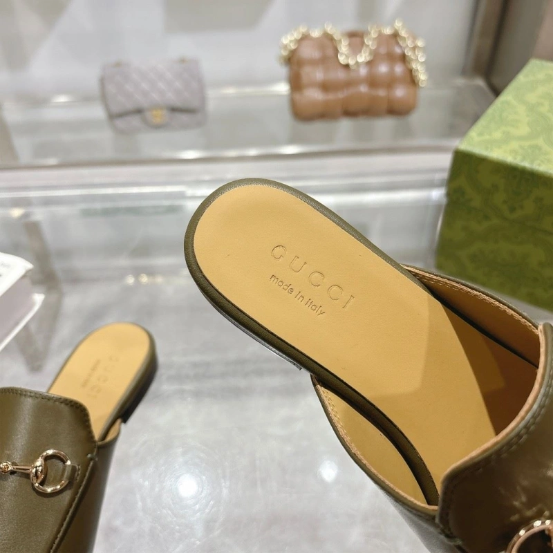 Affordable Gxccx Slippers 158723