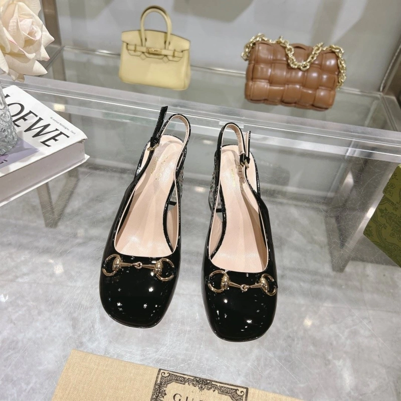WellDesigned Gxccx Sandals 158830