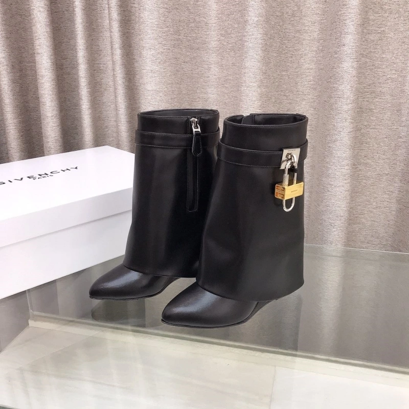Gxvxnchy Boots Bright 153313