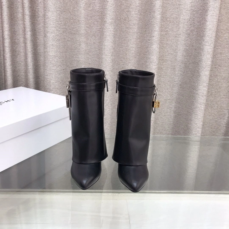 Gxvxnchy Boots Bright 153313