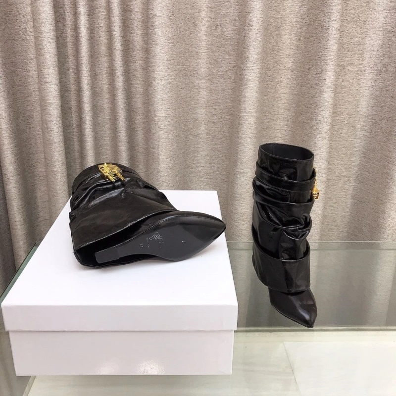 Gxvxnchy Boots WellDesigned 153312