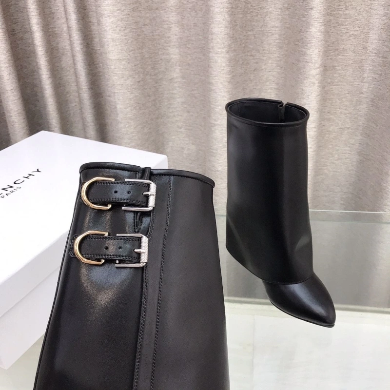 Gxvxnchy Boots UrbanStyle 153308