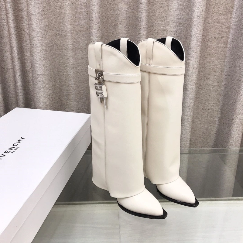 Gxvxnchy Boots DailyWear 153305