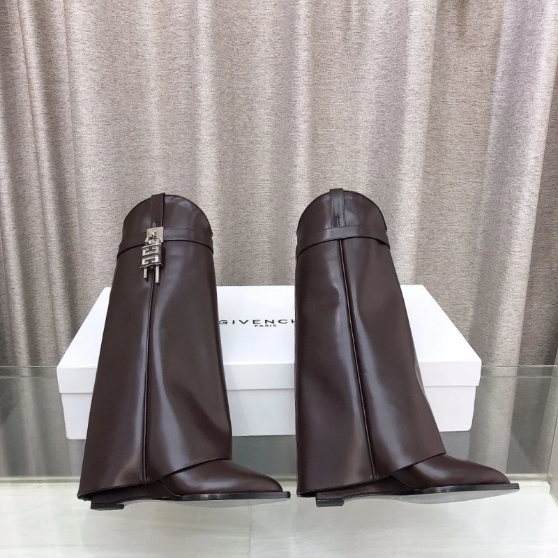 WellDesigned Gxvxnchy Boots 153303