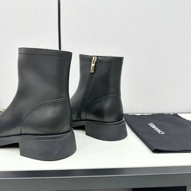 Lightweight Chxnxl Boots 125198