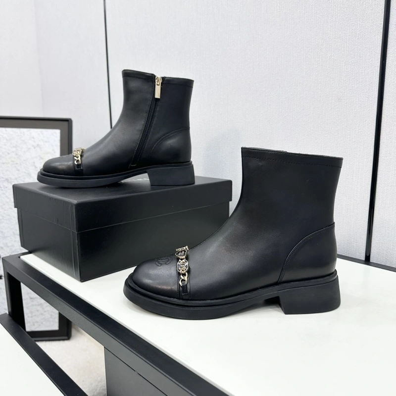 Lightweight Chxnxl Boots 125198