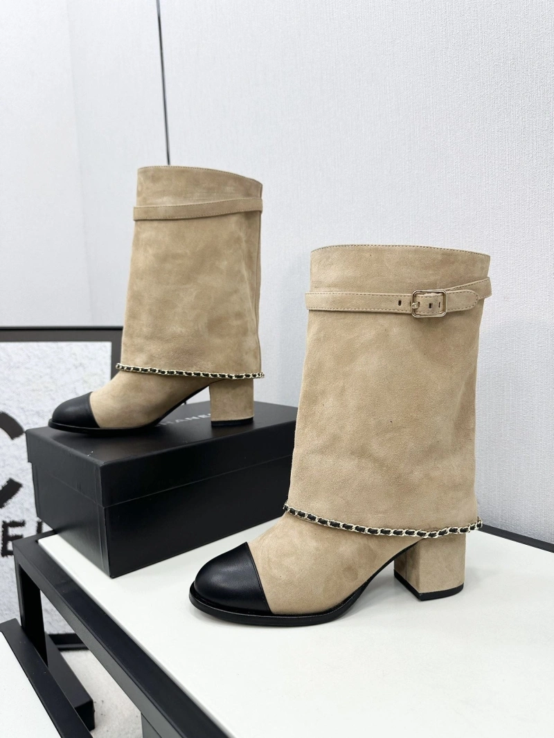 Versatile Chxnxl Boots 125196