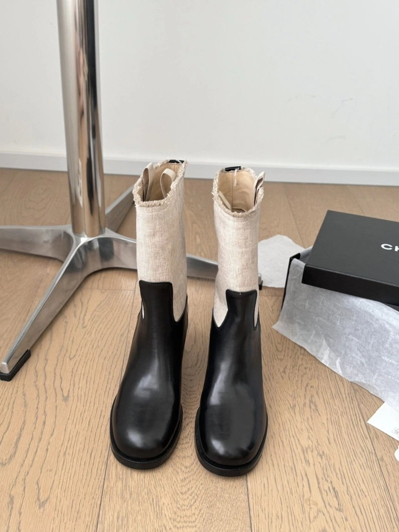 Bold Chxnxl Boots 125184