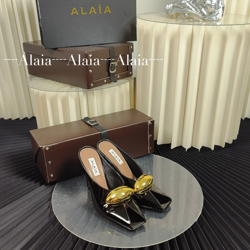 WellDesigned Dolce & Gabbana High Heels 146001
