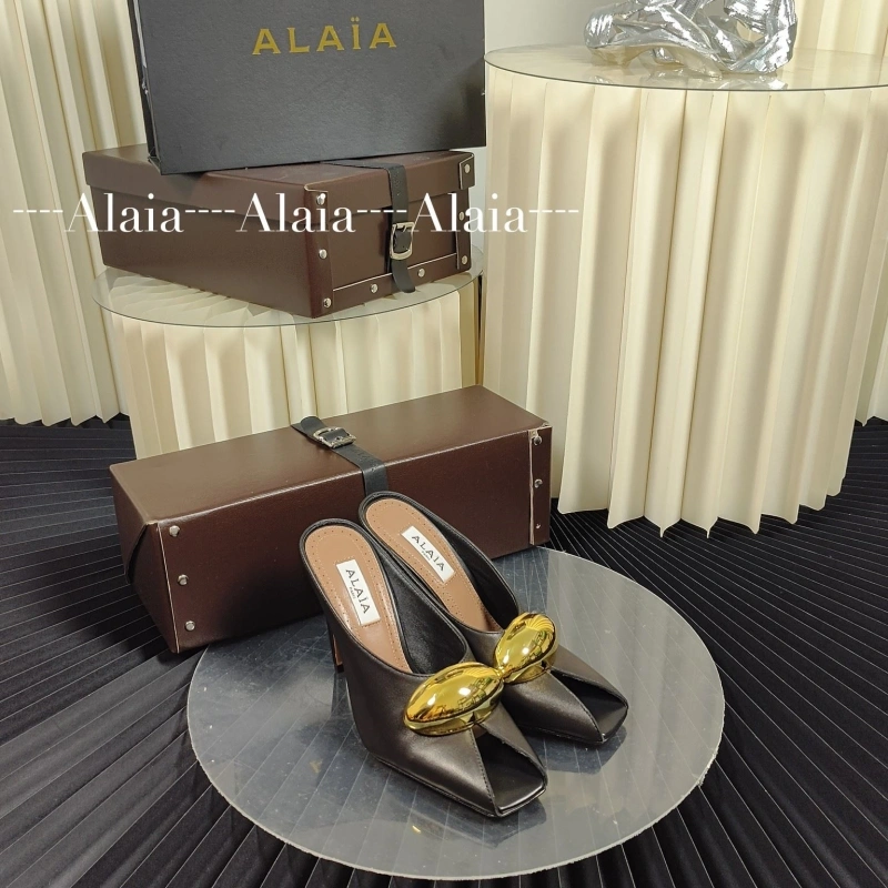 WellDesigned Dolce & Gabbana High Heels 146005
