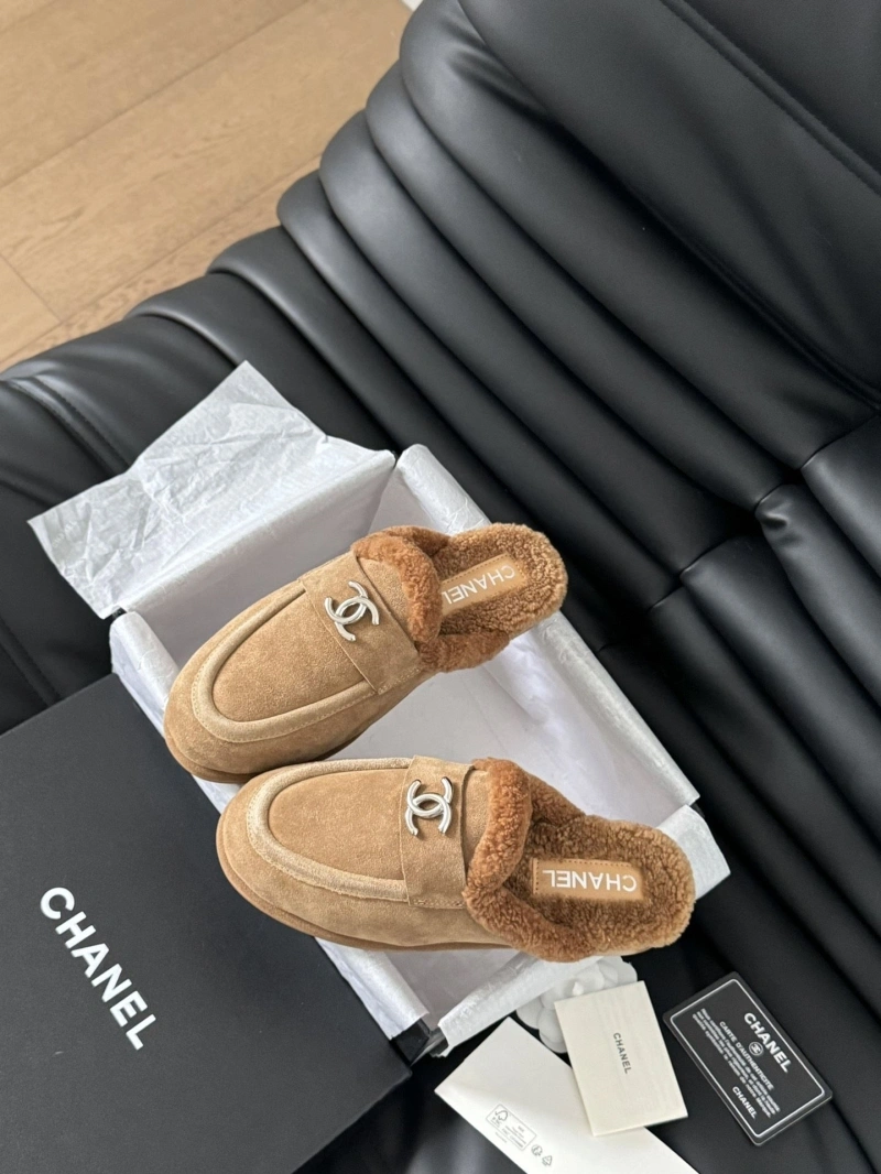 DailyWear Chxnxl Slippers 124133