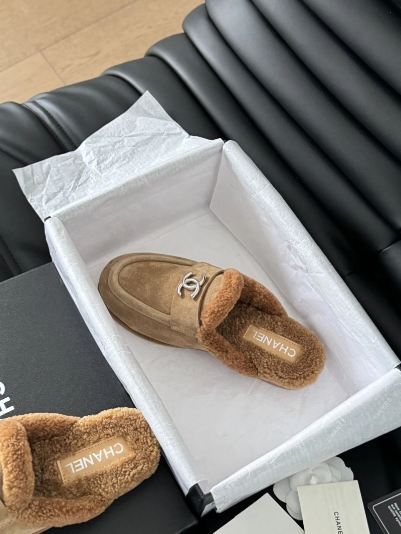DailyWear Chxnxl Slippers 124133