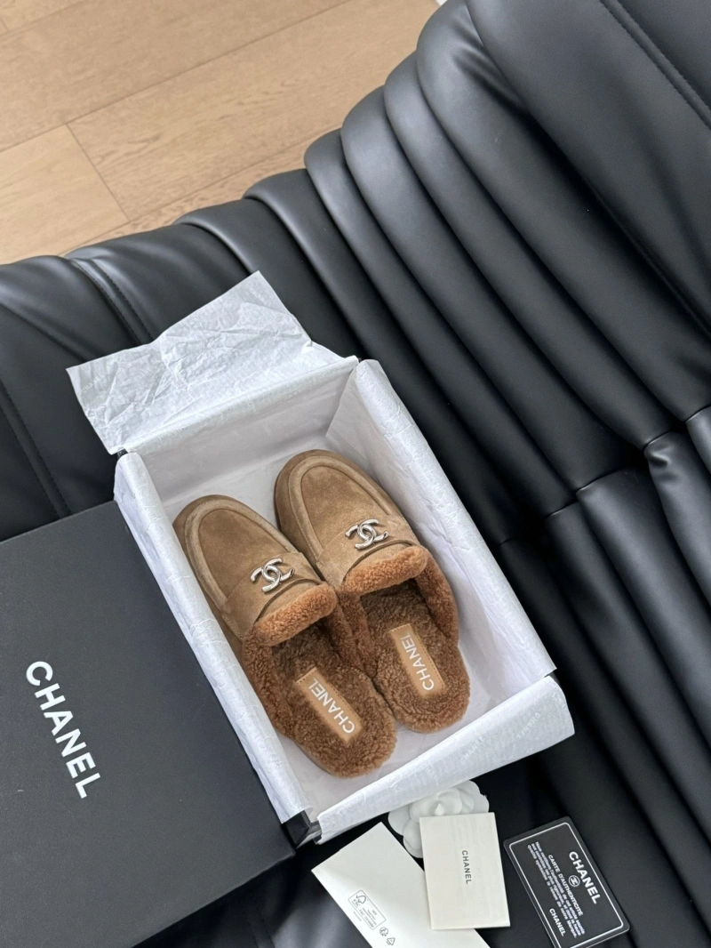 DailyWear Chxnxl Slippers 124133
