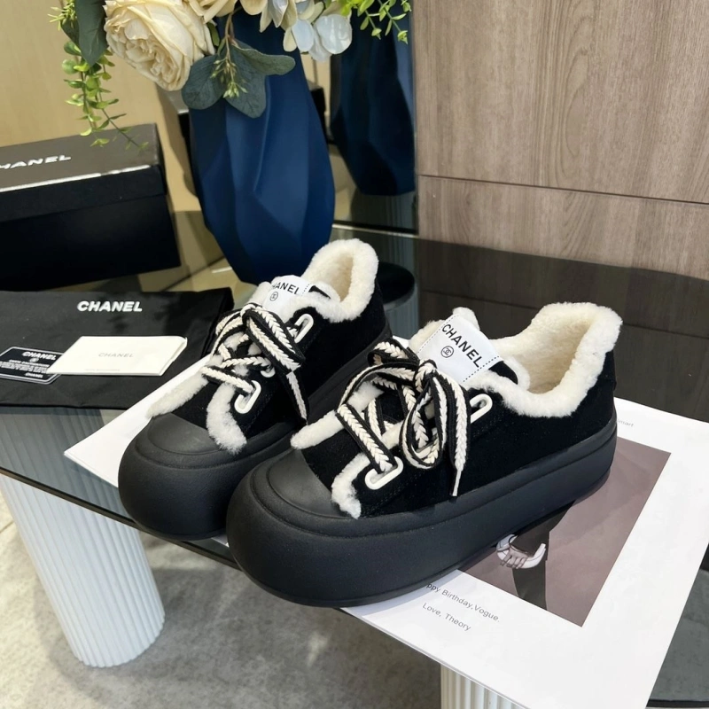 WellDesigned Chxnxl Casual Shoes 124895