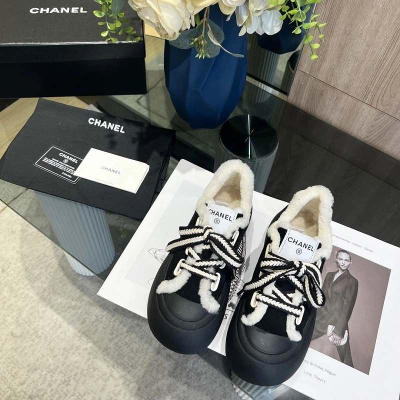 WellDesigned Chxnxl Casual Shoes 124895