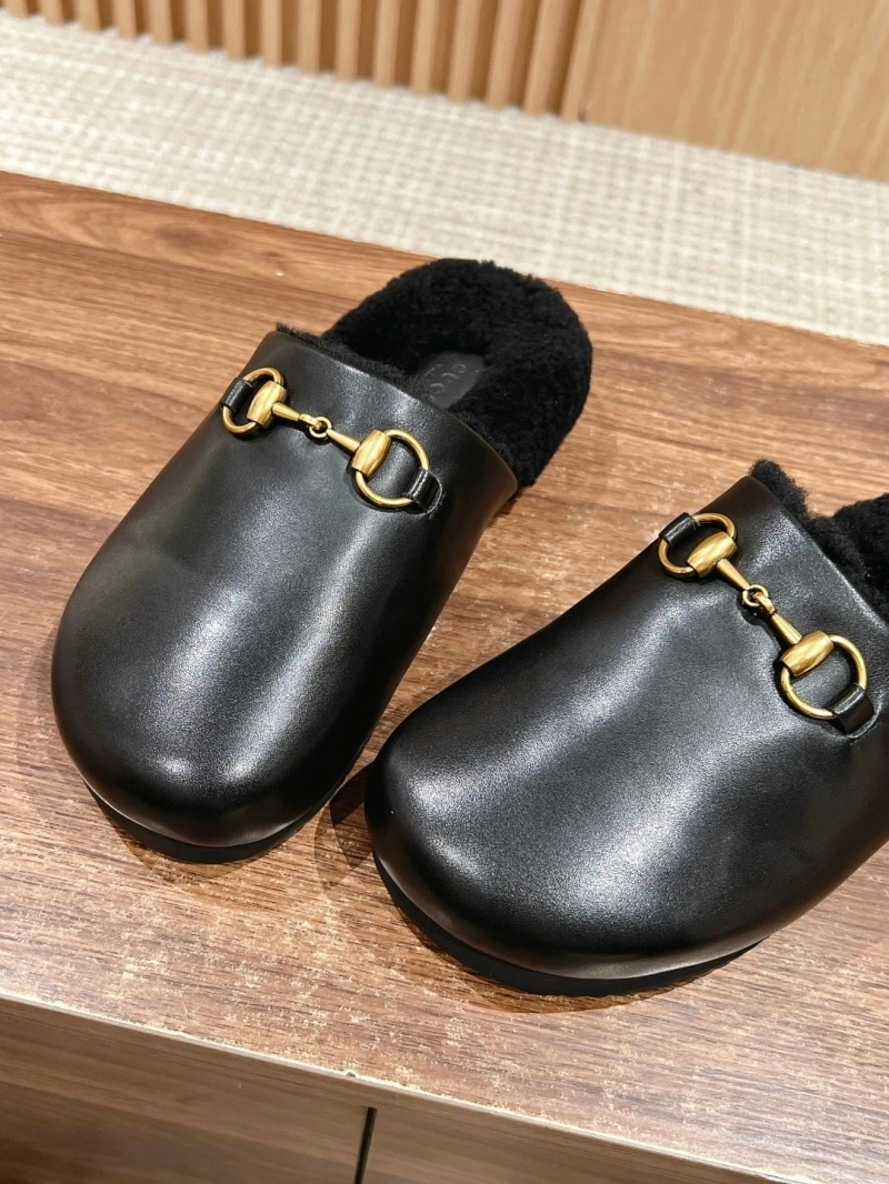 Reliable Gxccx Slippers 158720