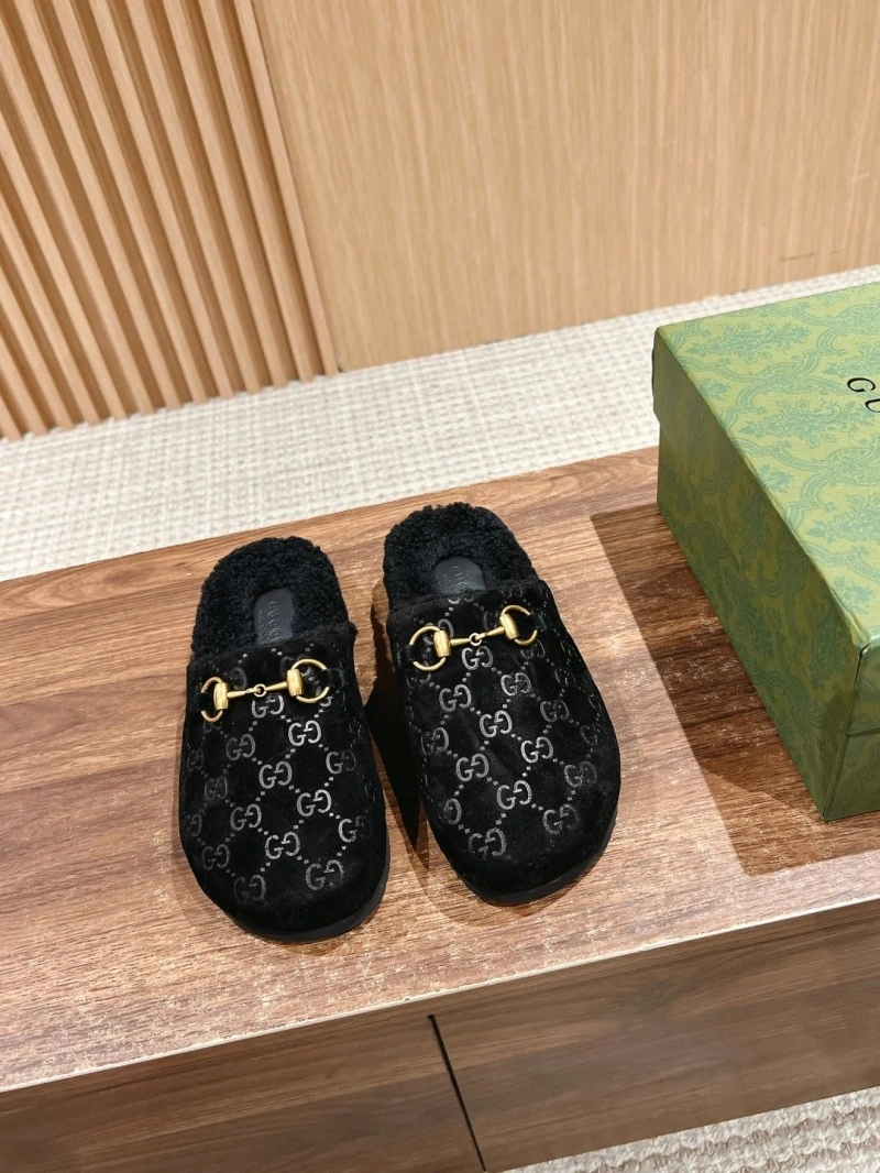 Trendsetting Gxccx Slippers 158716