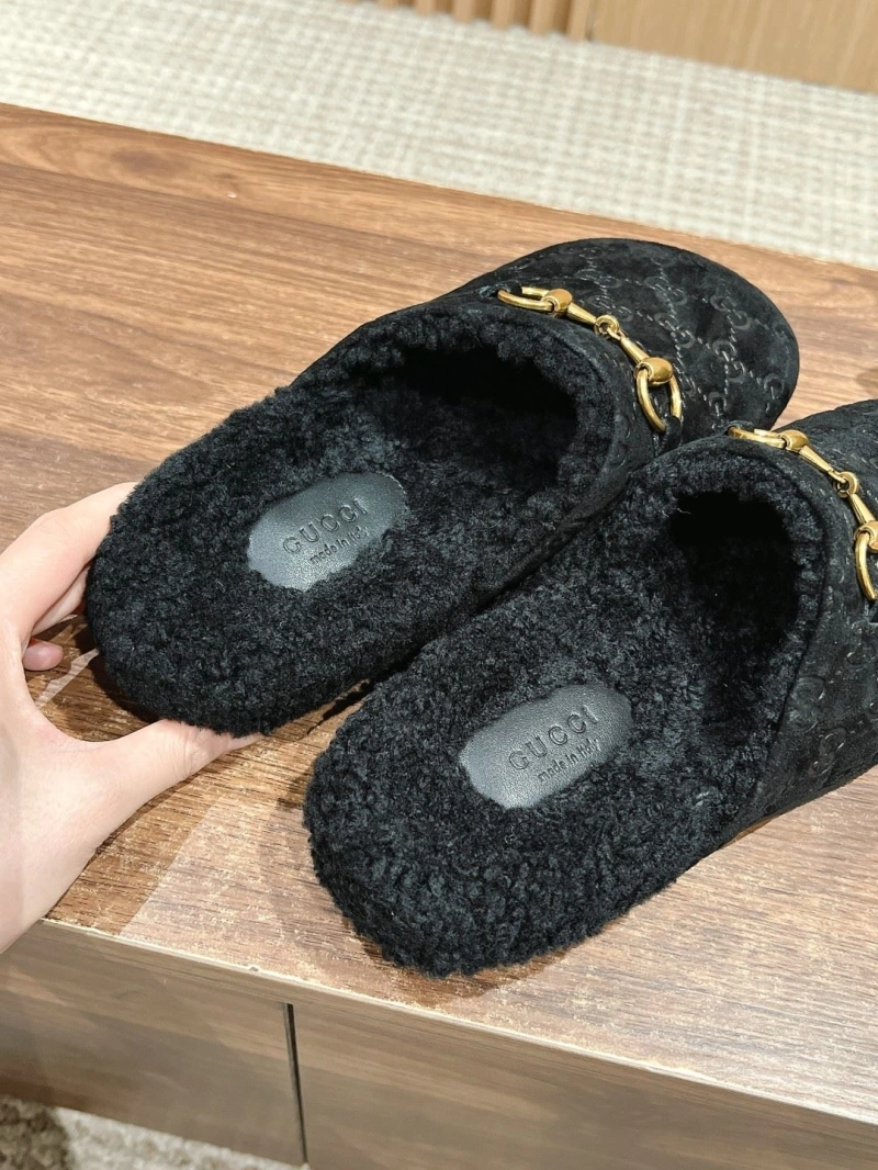 Trendsetting Gxccx Slippers 158716