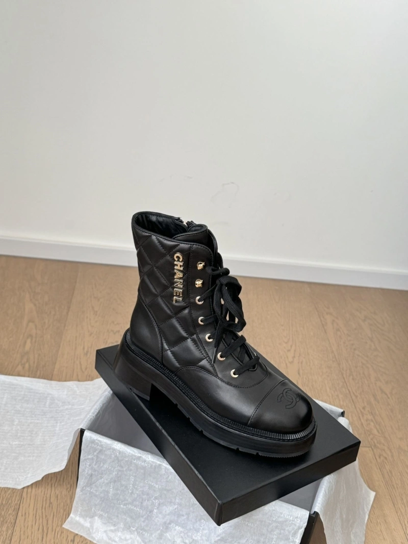 Bold Chxnxl Boots 125161