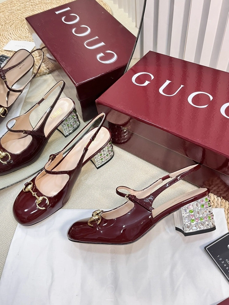 Elegant Gxccx Sandals 158790