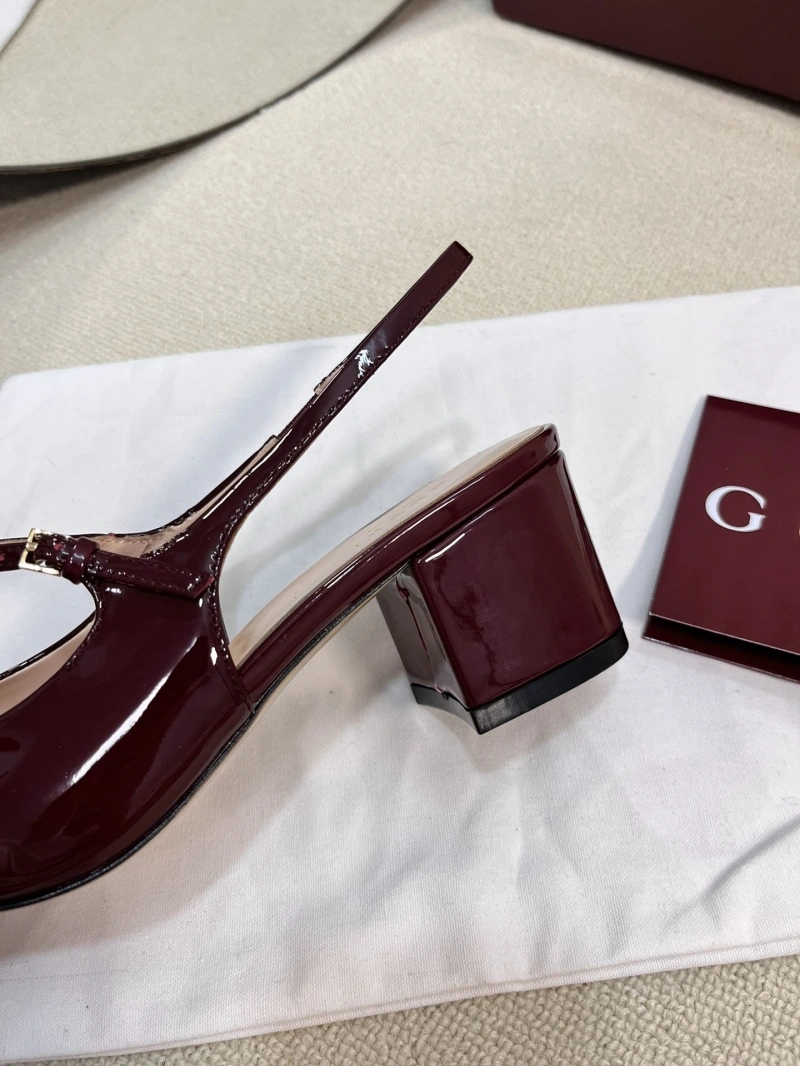 Comfortable Gxccx Sandals 158784