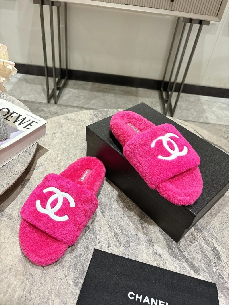 Chxnxl Slippers Vibrant 124127