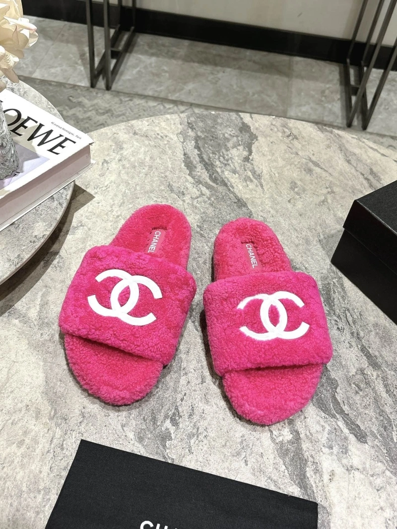 Chxnxl Slippers Vibrant 124127