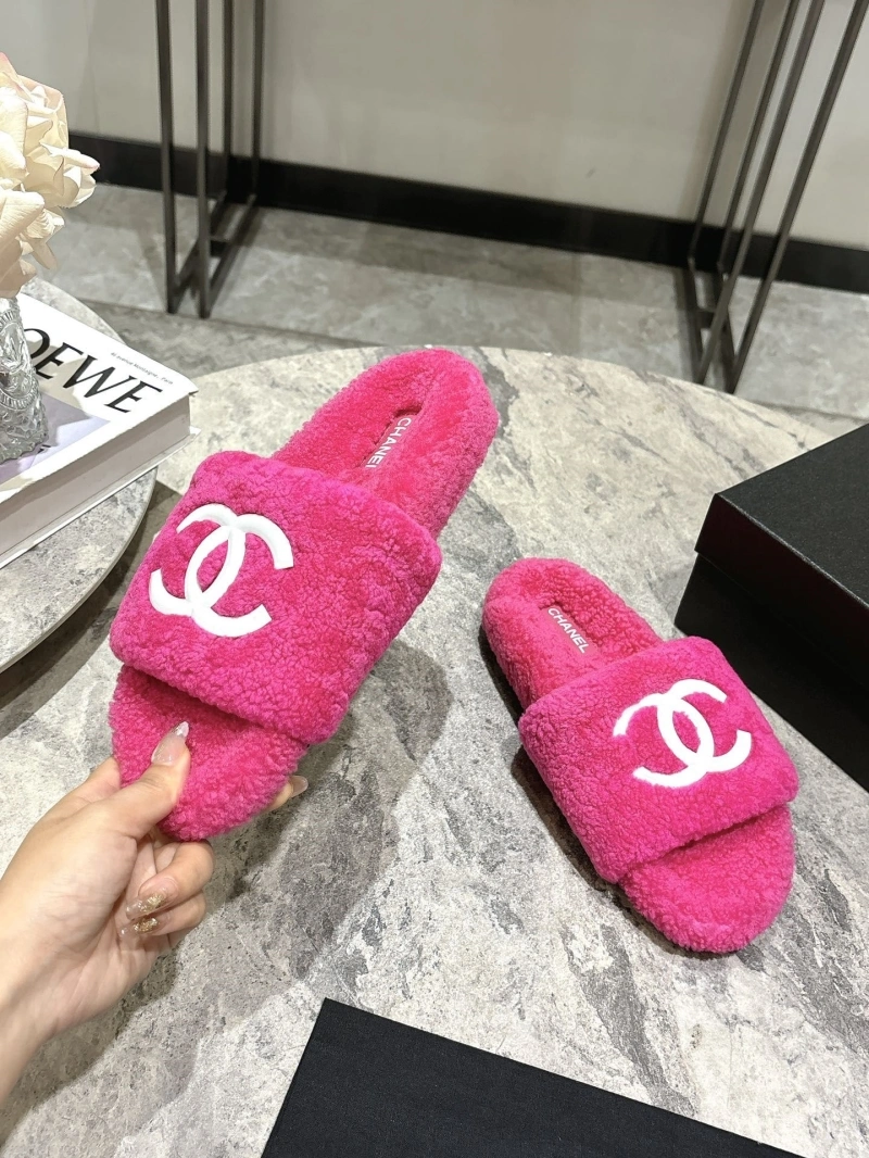 Chxnxl Slippers Vibrant 124127