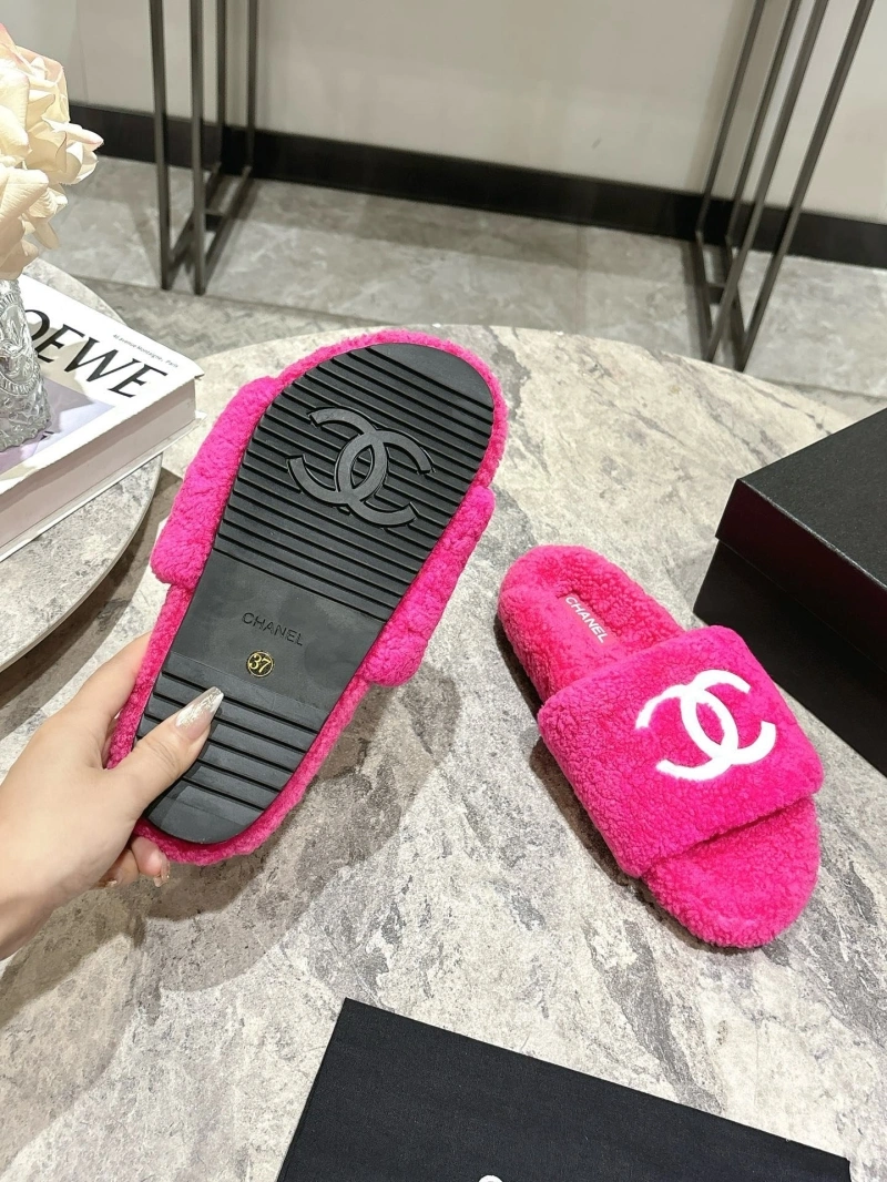 Chxnxl Slippers Vibrant 124127