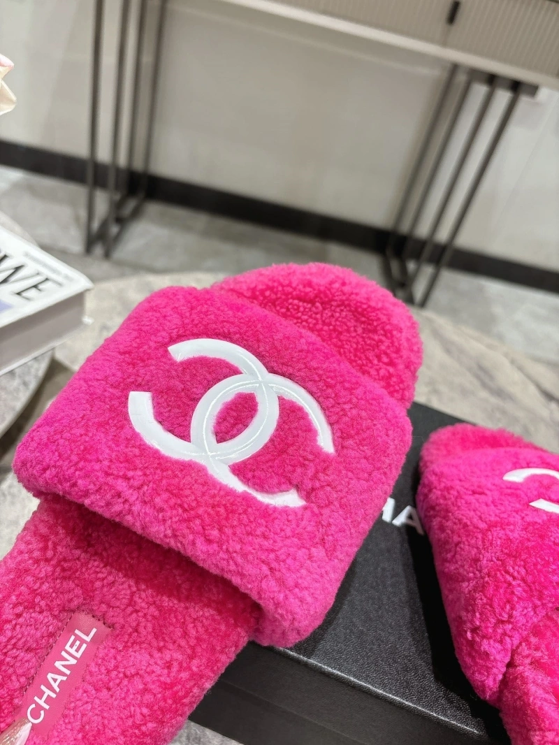 Chxnxl Slippers Vibrant 124127