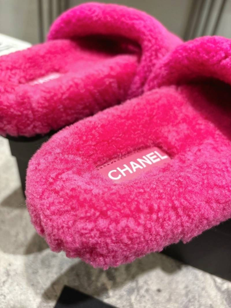 Chxnxl Slippers Vibrant 124127
