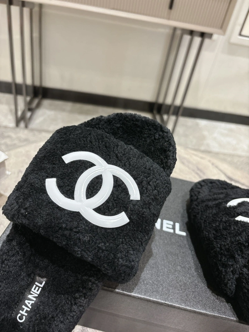 Chxnxl Slippers UrbanStyle 124126